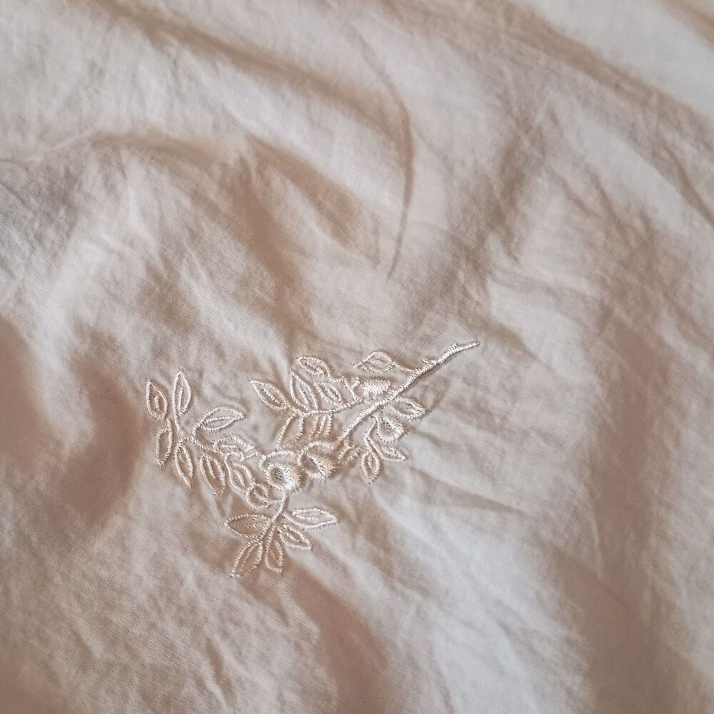 Salter House Embroidered Organic Cotton Nightgown One Size White Lamb Nightdress - Picture 6 of 10
